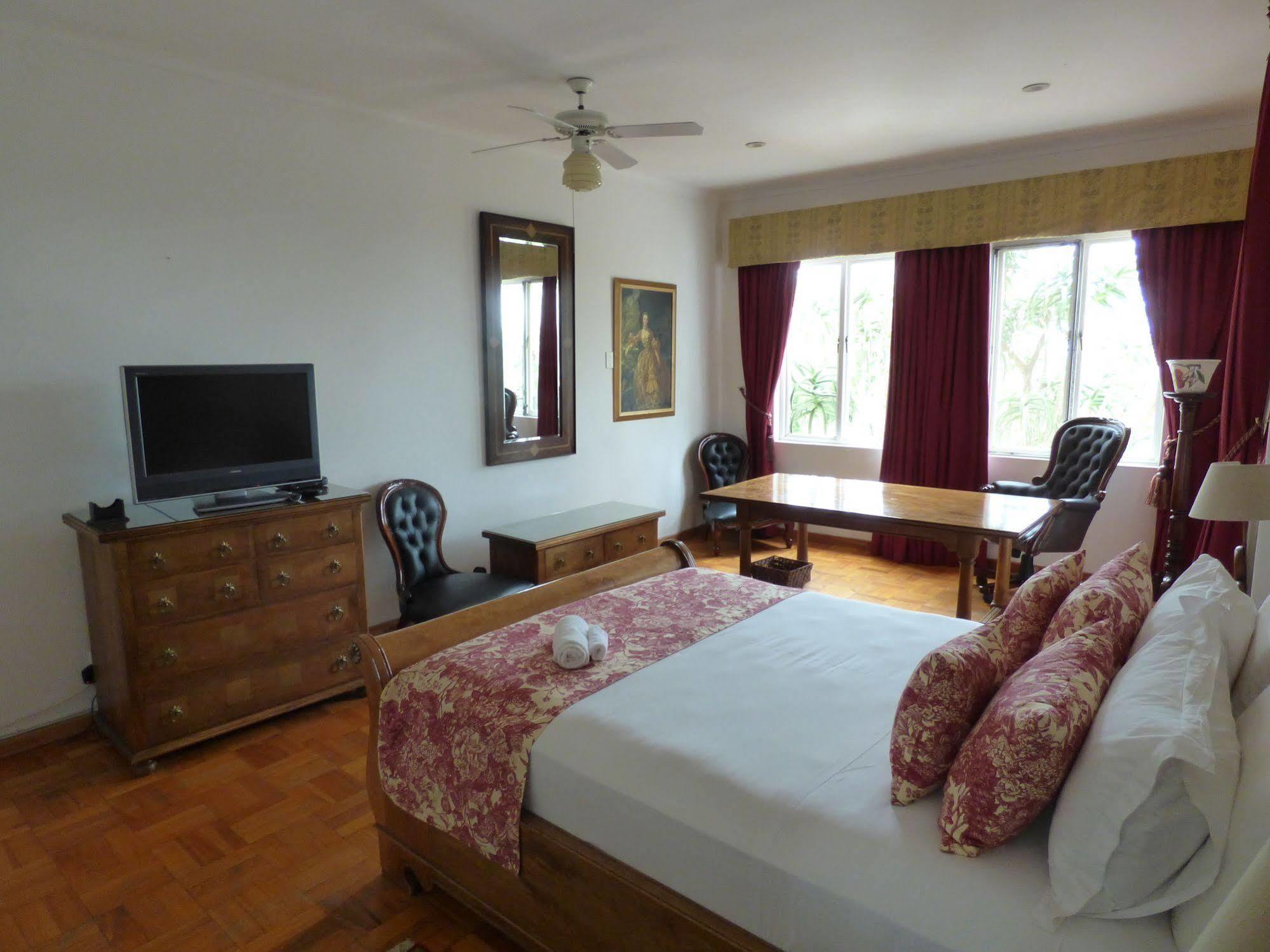 Capital House Boutique Hotel Преторія Екстер'єр фото