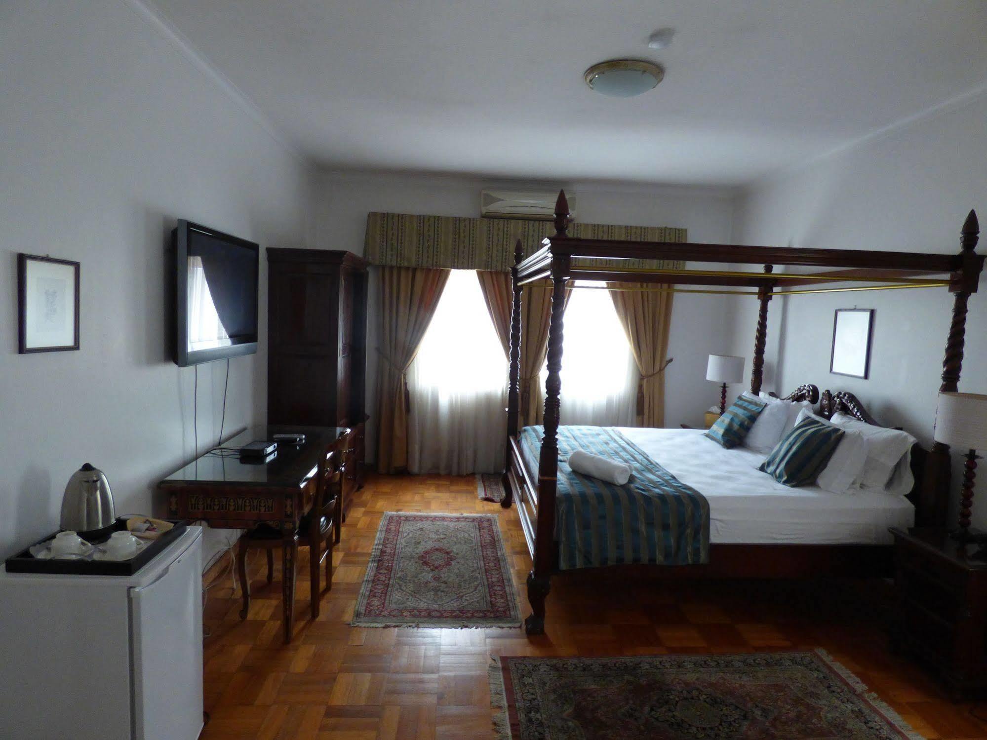 Capital House Boutique Hotel Преторія Екстер'єр фото